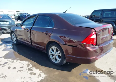 2012 Ford Fusion Se z USA, uszkodzony, nr VIN 3FAHP0HA9CR143292